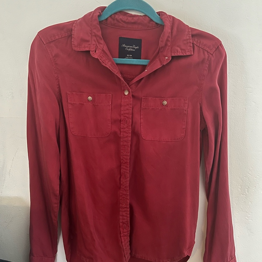 American Eagle button down shirt